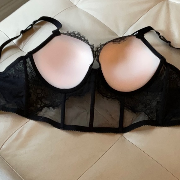 Victorias secret size 38D very sexy push-up bra. Brand new never worn - Picture 5 of 9